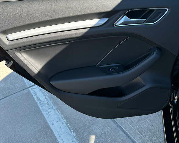 Черный Ауди А3, объемом двигателя 2 л и пробегом 104 тыс. км за 20350 $, фото 16 на Automoto.ua