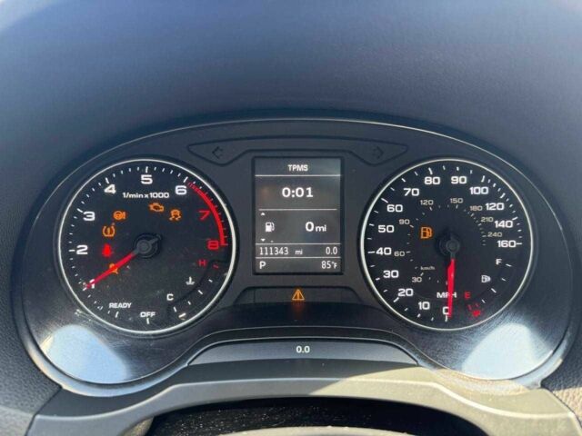 Черный Ауди А3, объемом двигателя 1.8 л и пробегом 177 тыс. км за 8500 $, фото 7 на Automoto.ua