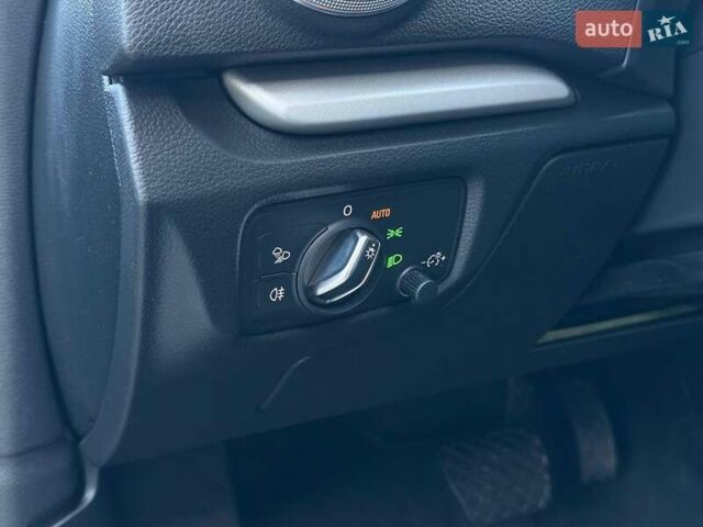 Ауді А3 2016 у Кривому Розі на Automoto.ua Чорний Ауді А3, об'ємом двигуна 1.98 л та пробігом 125 тис. км за 17000 $, фото 30 на Automoto.ua