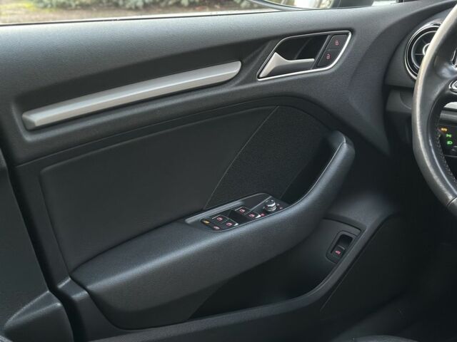 Черный Ауди А3, объемом двигателя 1.8 л и пробегом 199 тыс. км за 11500 $, фото 16 на Automoto.ua