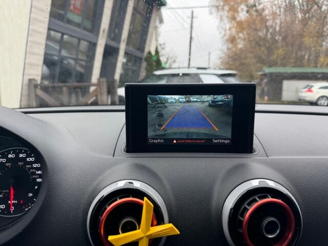 Черный Ауди А3, объемом двигателя 1.8 л и пробегом 300 тыс. км за 13200 $, фото 5 на Automoto.ua