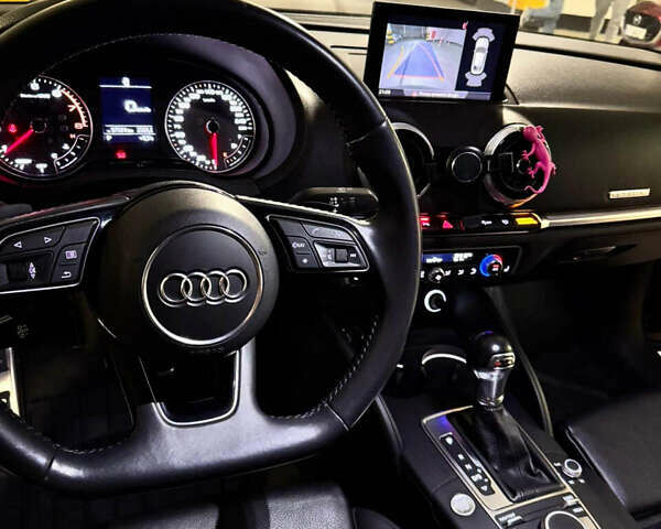 Черный Ауди А3, объемом двигателя 1.98 л и пробегом 100 тыс. км за 16000 $, фото 6 на Automoto.ua