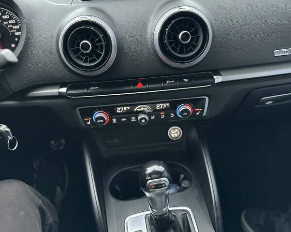 Черный Ауди А3, объемом двигателя 1.98 л и пробегом 245 тыс. км за 13300 $, фото 6 на Automoto.ua