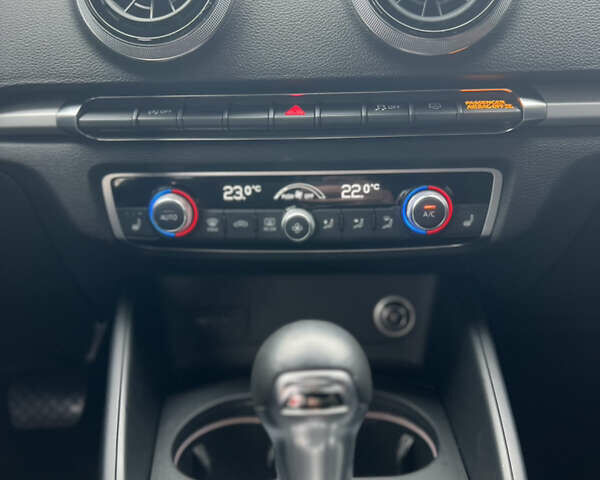 Чорний Ауді А3, об'ємом двигуна 1.98 л та пробігом 60 тис. км за 17500 $, фото 23 на Automoto.ua