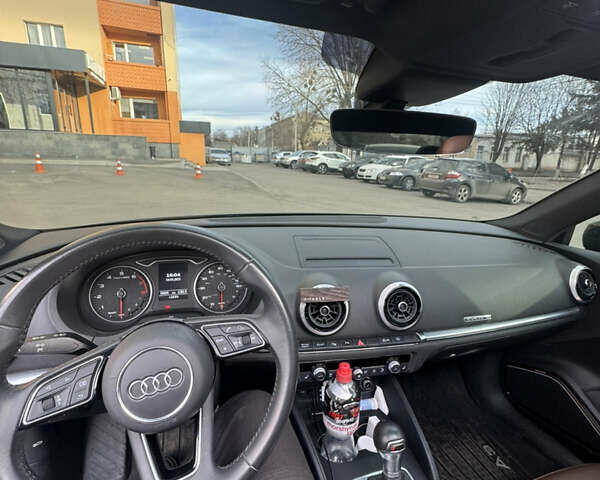 Ауді А3 2020 у Харкові на Automoto.ua Чорний Ауді А3, об'ємом двигуна 2 л та пробігом 60 тис. км за 21000 $, фото 14 на Automoto.ua