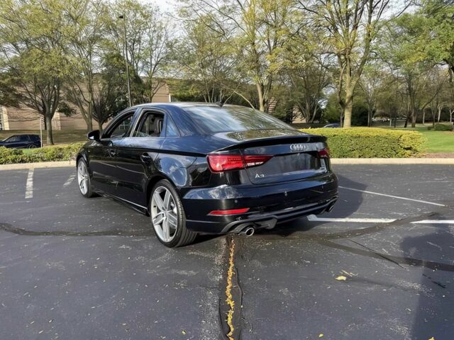 Черный Ауди А3, объемом двигателя 2 л и пробегом 41 тыс. км за 8700 $, фото 6 на Automoto.ua