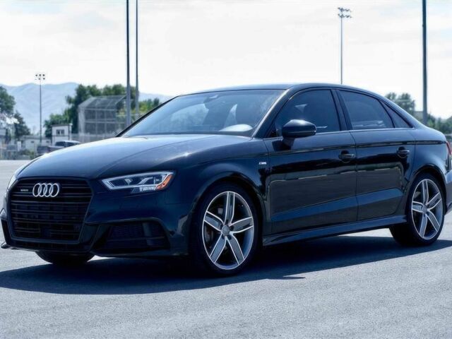 Черный Ауди А3, объемом двигателя 2 л и пробегом 45 тыс. км за 7300 $, фото 2 на Automoto.ua