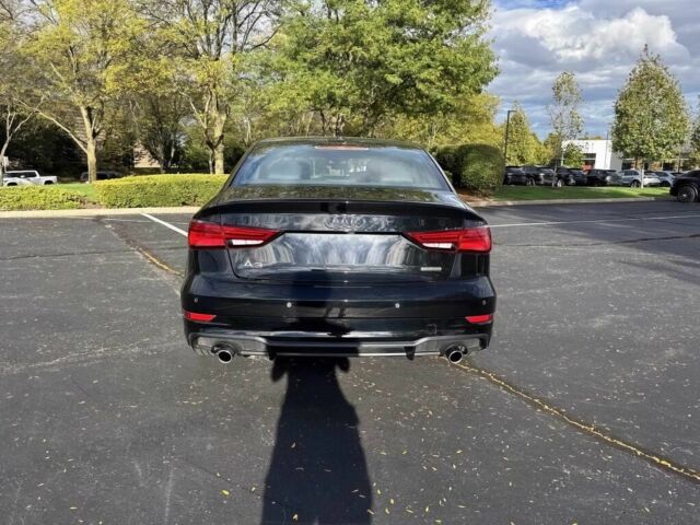 Чорний Ауді А3, об'ємом двигуна 2 л та пробігом 45 тис. км за 12400 $, фото 5 на Automoto.ua