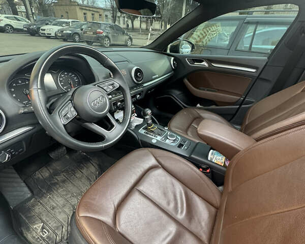 Ауді А3 2020 у Харкові на Automoto.ua Чорний Ауді А3, об'ємом двигуна 2 л та пробігом 60 тис. км за 21000 $, фото 11 на Automoto.ua