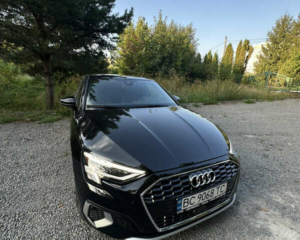 Черный Ауди А3, объемом двигателя 1.98 л и пробегом 27 тыс. км за 27000 $, фото 4 на Automoto.ua