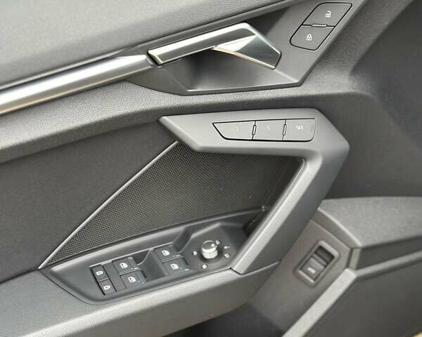 Чорний Ауді А3, об'ємом двигуна 1.98 л та пробігом 54 тис. км за 28999 $, фото 10 на Automoto.ua