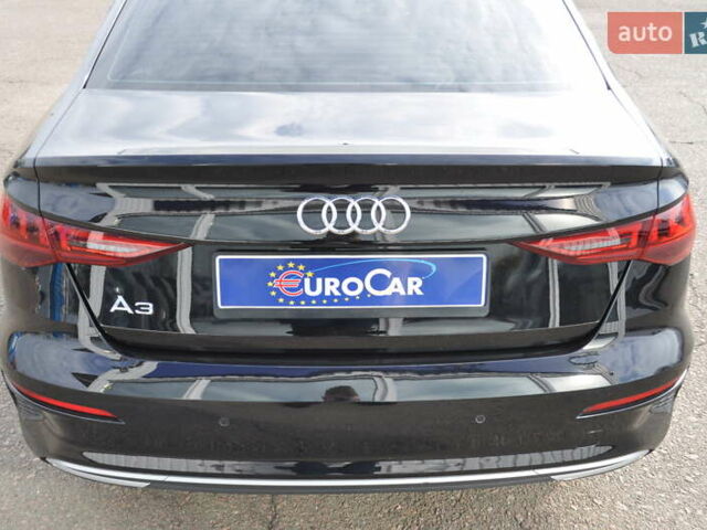 Черный Ауди А3, объемом двигателя 2 л и пробегом 33 тыс. км за 29000 $, фото 7 на Automoto.ua
