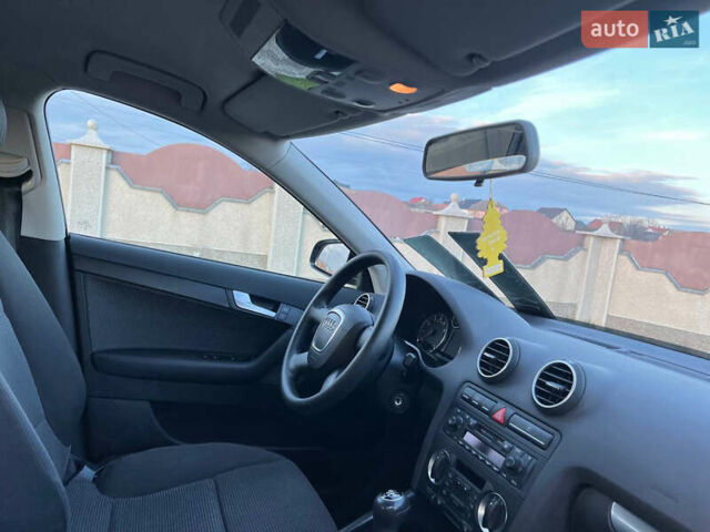 Коричневий Ауді А3, об'ємом двигуна 1.6 л та пробігом 210 тис. км за 6750 $, фото 23 на Automoto.ua