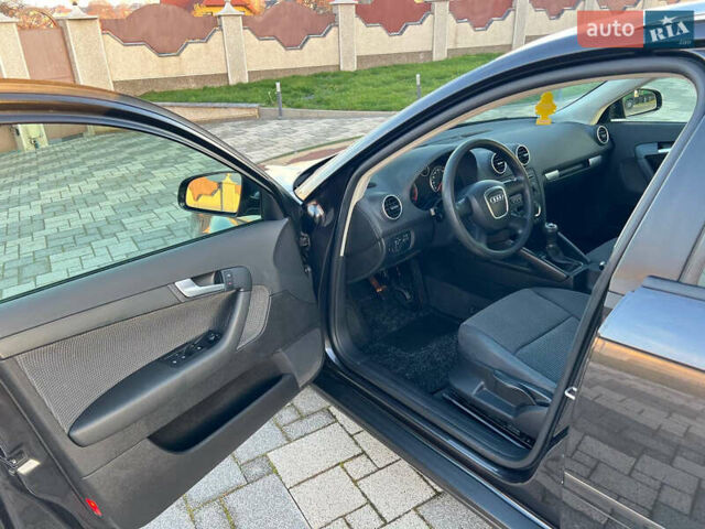 Коричневий Ауді А3, об'ємом двигуна 1.6 л та пробігом 210 тис. км за 6750 $, фото 56 на Automoto.ua