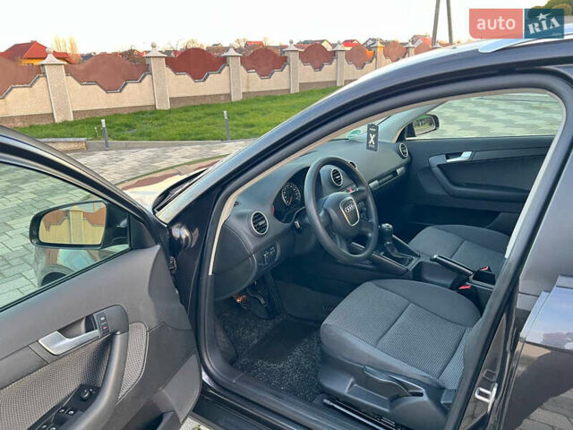 Коричневий Ауді А3, об'ємом двигуна 1.6 л та пробігом 210 тис. км за 6750 $, фото 98 на Automoto.ua