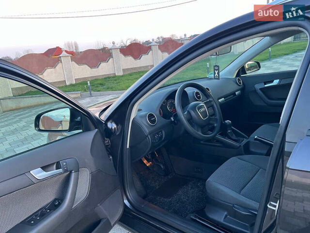 Коричневий Ауді А3, об'ємом двигуна 1.6 л та пробігом 210 тис. км за 6750 $, фото 128 на Automoto.ua