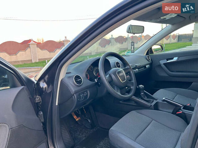 Коричневий Ауді А3, об'ємом двигуна 1.6 л та пробігом 210 тис. км за 6750 $, фото 104 на Automoto.ua