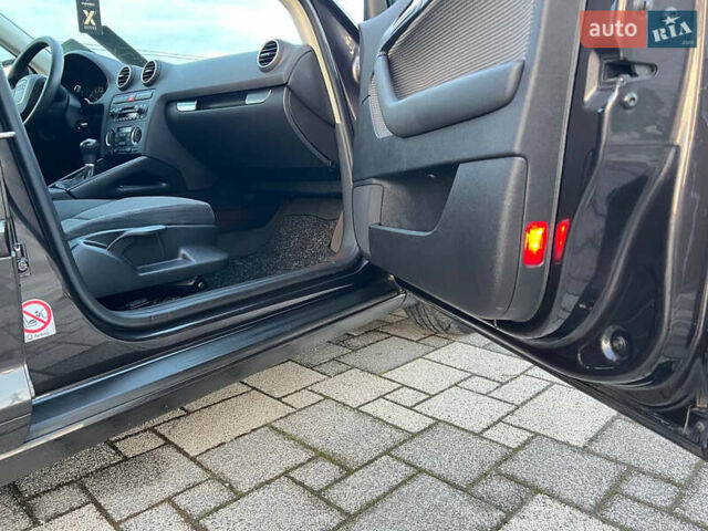 Коричневий Ауді А3, об'ємом двигуна 1.6 л та пробігом 210 тис. км за 6750 $, фото 113 на Automoto.ua