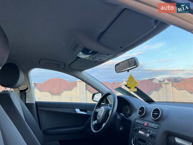 Коричневий Ауді А3, об'ємом двигуна 1.6 л та пробігом 210 тис. км за 6750 $, фото 41 на Automoto.ua