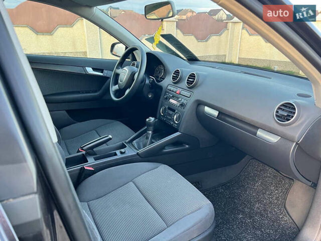 Коричневий Ауді А3, об'ємом двигуна 1.6 л та пробігом 210 тис. км за 6750 $, фото 44 на Automoto.ua