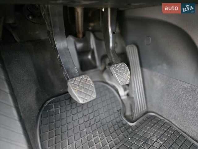 Коричневый Ауди А3, объемом двигателя 1.8 л и пробегом 233 тыс. км за 6400 $, фото 45 на Automoto.ua