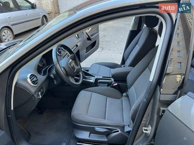Коричневый Ауди А3, объемом двигателя 1.4 л и пробегом 220 тыс. км за 9850 $, фото 27 на Automoto.ua