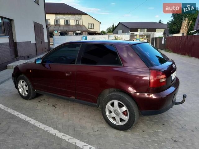 Красный Ауди А3, объемом двигателя 1.6 л и пробегом 317 тыс. км за 2600 $, фото 4 на Automoto.ua