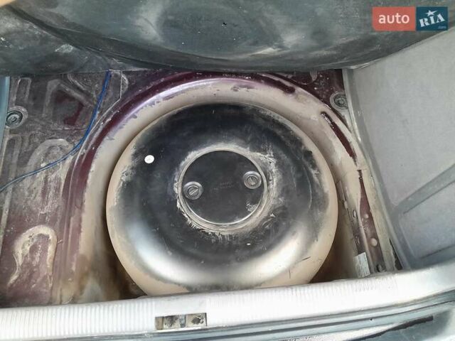 Красный Ауди А3, объемом двигателя 1.6 л и пробегом 317 тыс. км за 2600 $, фото 20 на Automoto.ua