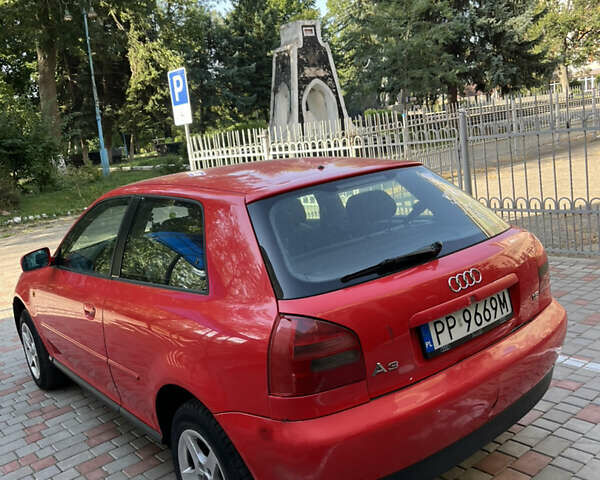 Красный Ауди А3, объемом двигателя 1.6 л и пробегом 120 тыс. км за 2150 $, фото 4 на Automoto.ua