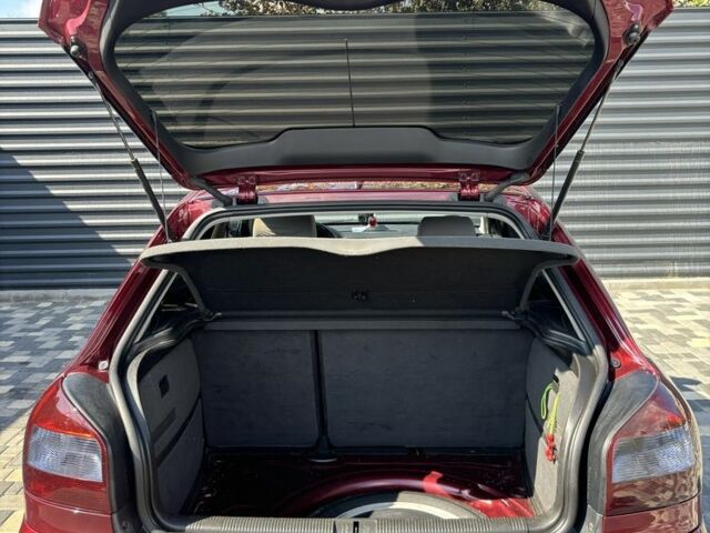 Красный Ауди А3, объемом двигателя 1.6 л и пробегом 216 тыс. км за 5200 $, фото 12 на Automoto.ua