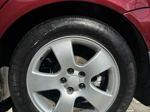 Красный Ауди А3, объемом двигателя 1.6 л и пробегом 216 тыс. км за 5200 $, фото 21 на Automoto.ua