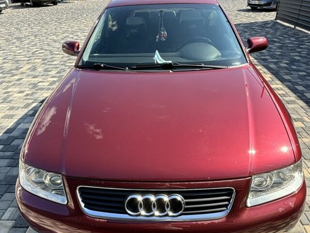 Красный Ауди А3, объемом двигателя 1.6 л и пробегом 216 тыс. км за 5200 $, фото 4 на Automoto.ua