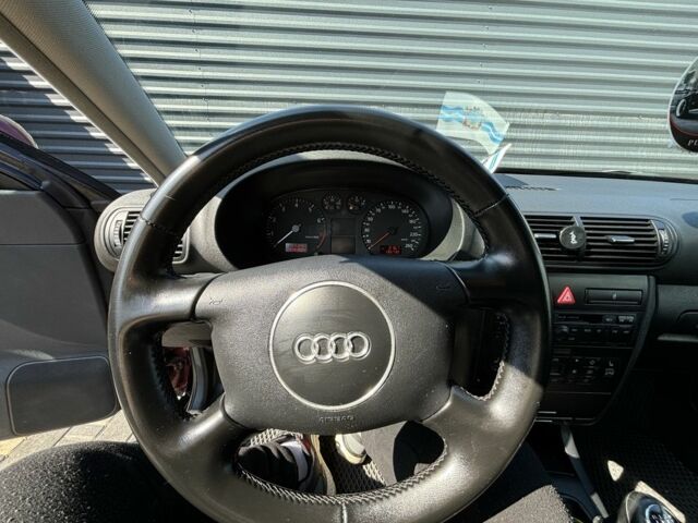 Красный Ауди А3, объемом двигателя 1.6 л и пробегом 216 тыс. км за 5200 $, фото 18 на Automoto.ua