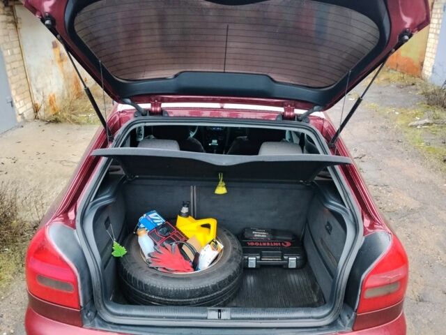 Червоний Ауді А3, об'ємом двигуна 1.6 л та пробігом 148 тис. км за 4300 $, фото 13 на Automoto.ua