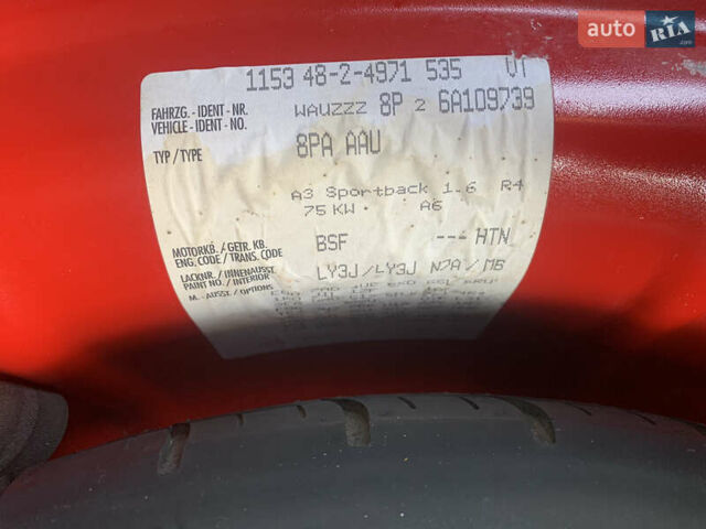 Червоний Ауді А3, об'ємом двигуна 1.6 л та пробігом 200 тис. км за 8200 $, фото 25 на Automoto.ua