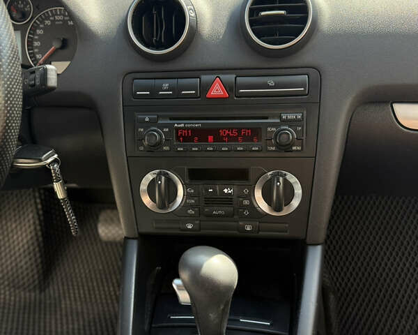 Красный Ауди А3, объемом двигателя 1.6 л и пробегом 220 тыс. км за 5800 $, фото 27 на Automoto.ua