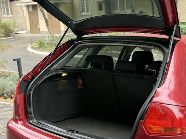 Красный Ауди А3, объемом двигателя 1.6 л и пробегом 240 тыс. км за 5500 $, фото 14 на Automoto.ua