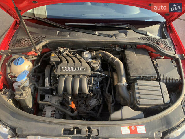 Червоний Ауді А3, об'ємом двигуна 1.6 л та пробігом 200 тис. км за 8200 $, фото 27 на Automoto.ua