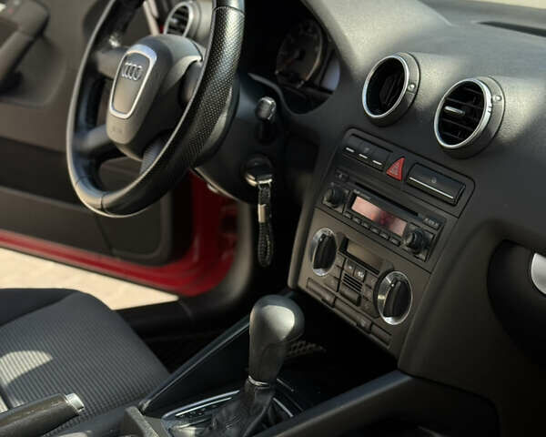Красный Ауди А3, объемом двигателя 1.6 л и пробегом 220 тыс. км за 5800 $, фото 23 на Automoto.ua
