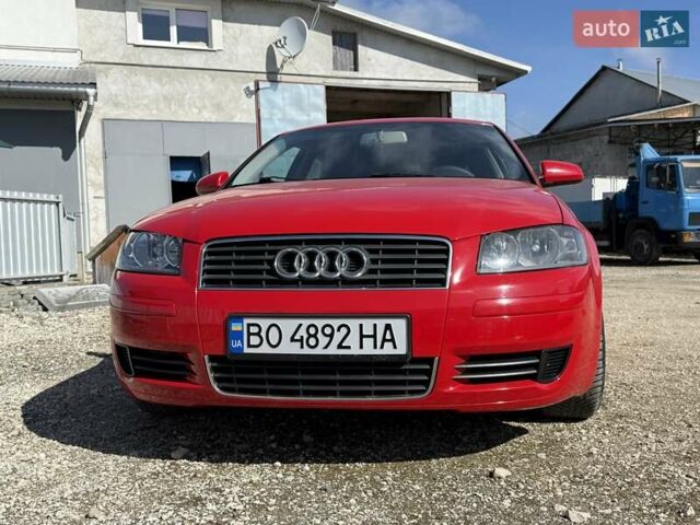 Красный Ауди А3, объемом двигателя 1.6 л и пробегом 163 тыс. км за 7500 $, фото 4 на Automoto.ua