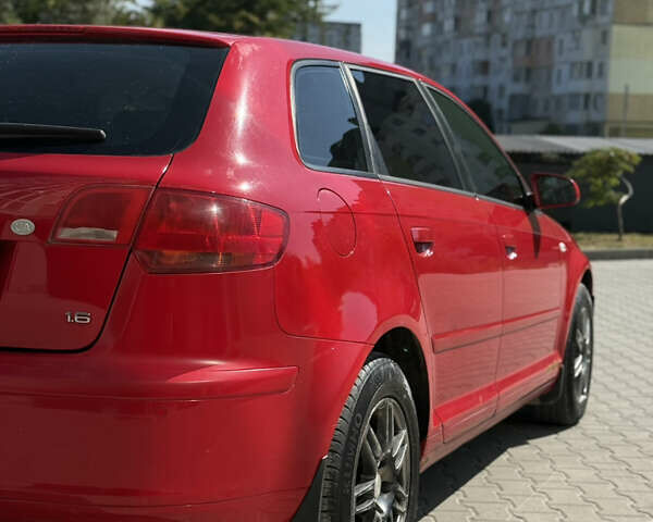 Красный Ауди А3, объемом двигателя 1.6 л и пробегом 220 тыс. км за 5800 $, фото 11 на Automoto.ua
