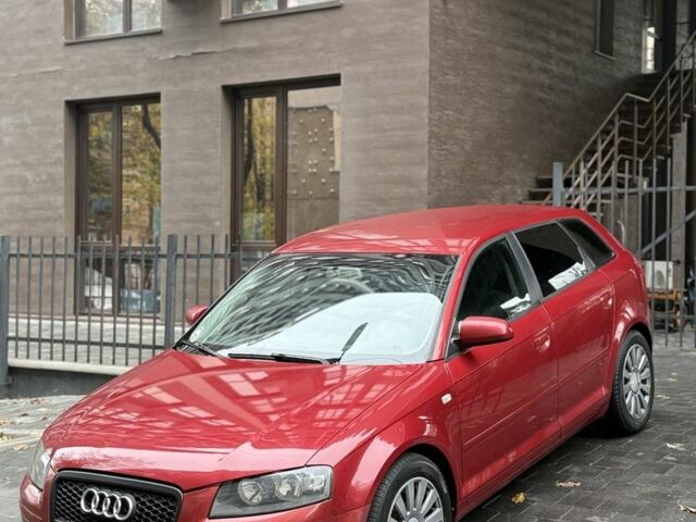 Красный Ауди А3, объемом двигателя 1.6 л и пробегом 240 тыс. км за 5500 $, фото 2 на Automoto.ua