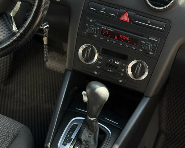 Красный Ауди А3, объемом двигателя 1.6 л и пробегом 220 тыс. км за 5800 $, фото 25 на Automoto.ua