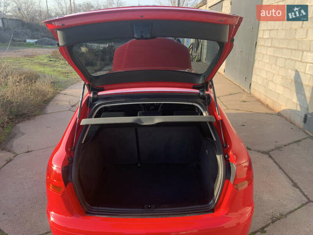 Червоний Ауді А3, об'ємом двигуна 1.6 л та пробігом 200 тис. км за 8200 $, фото 22 на Automoto.ua