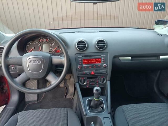 Красный Ауди А3, объемом двигателя 1.8 л и пробегом 163 тыс. км за 7800 $, фото 19 на Automoto.ua