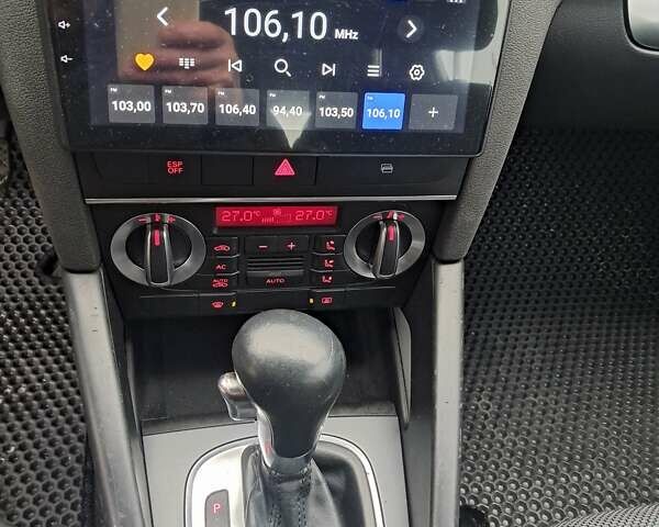 Червоний Ауді А3, об'ємом двигуна 1.39 л та пробігом 198 тис. км за 7557 $, фото 20 на Automoto.ua