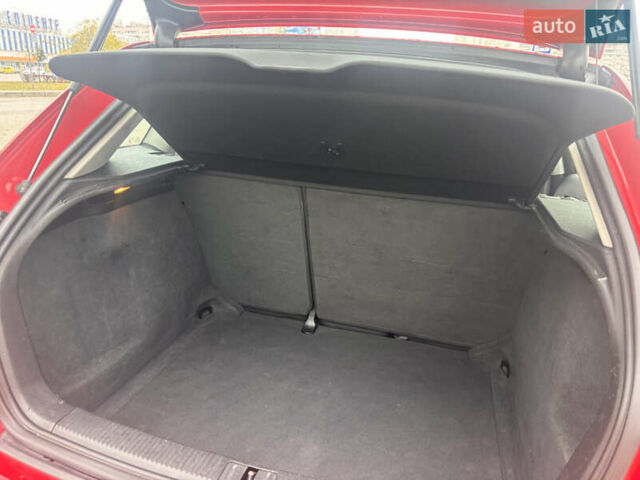 Красный Ауди А3, объемом двигателя 1.4 л и пробегом 230 тыс. км за 8400 $, фото 7 на Automoto.ua