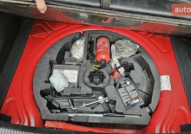 Червоний Ауді А3, об'ємом двигуна 1.2 л та пробігом 209 тис. км за 9200 $, фото 10 на Automoto.ua