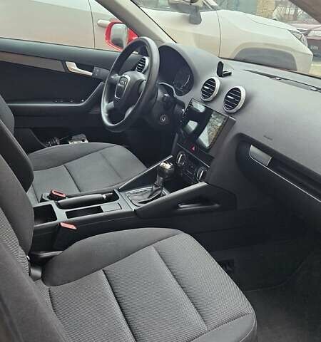 Червоний Ауді А3, об'ємом двигуна 1.2 л та пробігом 209 тис. км за 9200 $, фото 7 на Automoto.ua