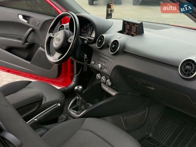 Красный Ауди А3, объемом двигателя 1.6 л и пробегом 211 тыс. км за 8290 $, фото 27 на Automoto.ua